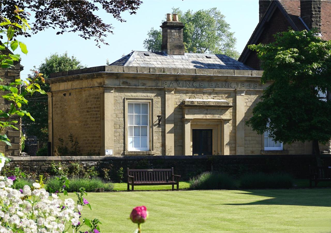 Beautiful Old Bank In Bakewell Villa Екстериор снимка